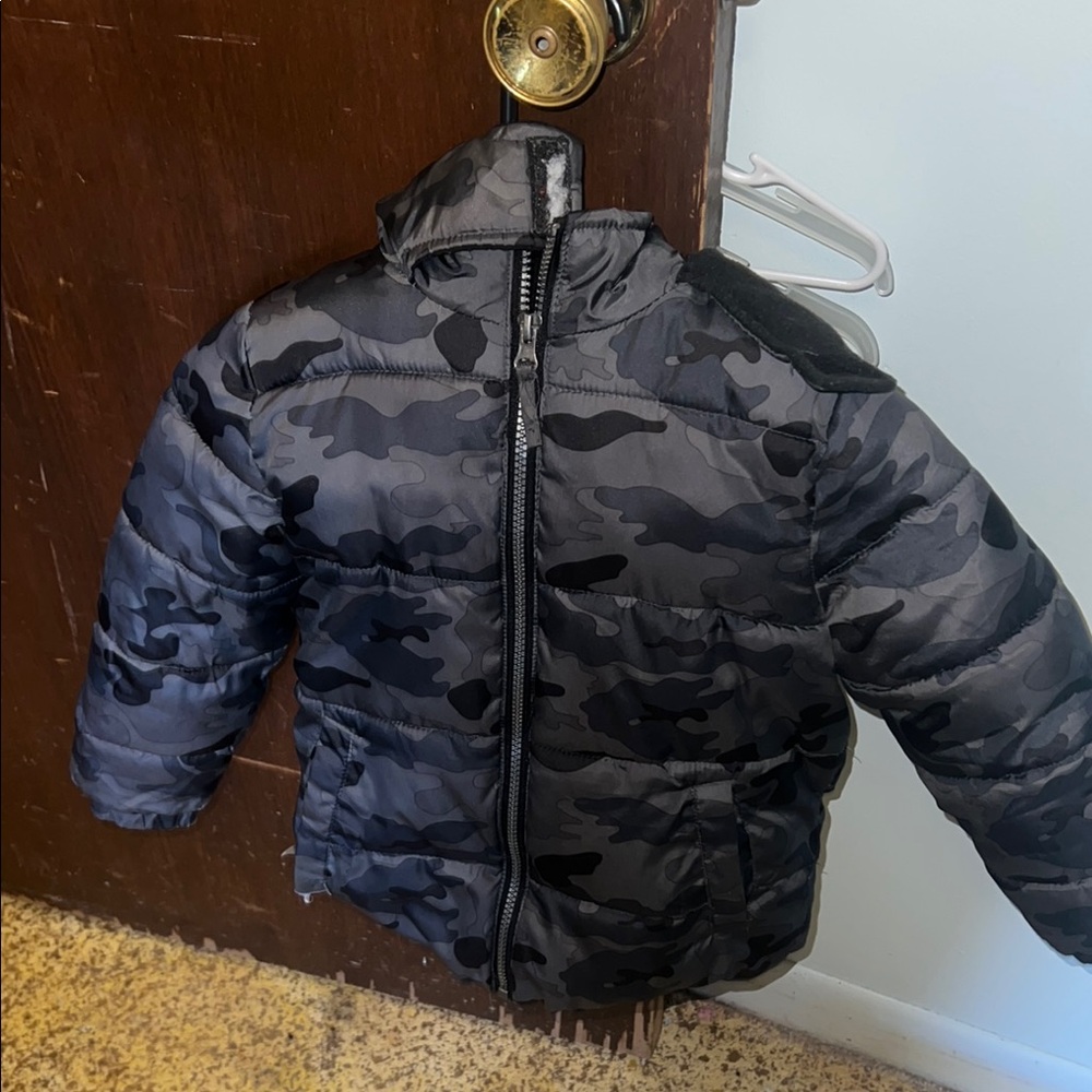 Kids Camouflage Puffer Jacket